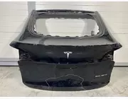 Крышка багажника чёрная с дефектом Tesla Model Y 1493410-E0-A