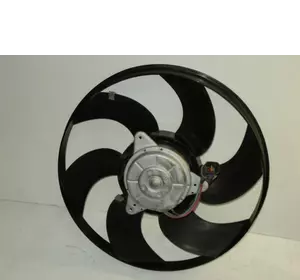 Вентилятор радиатора Mitsubishi Colt